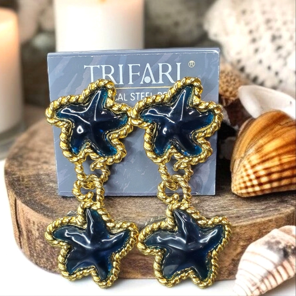 TRIFARI Vintage 80's Blue Lucite Starfish Dangle Earrings